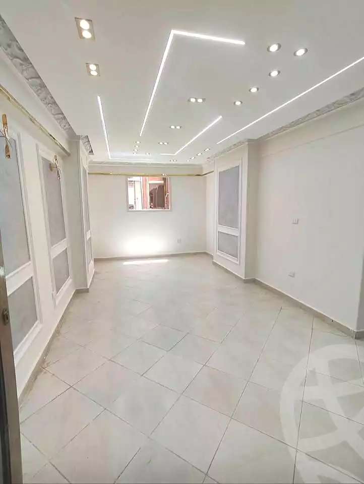 https://aqarmap.com.eg/ar/listing/7295478-for-sale-alexandria-el-asafra-l-sfr-bhry