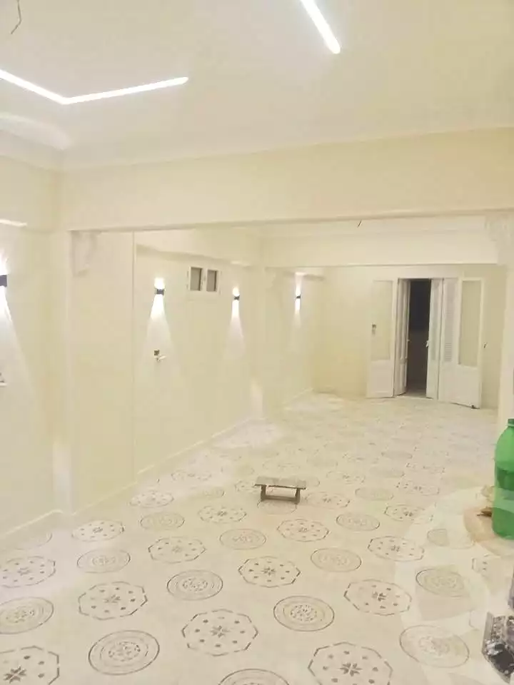 https://aqarmap.com.eg/ar/listing/7295629-for-sale-alexandria-al-agamy-el-hanouvel