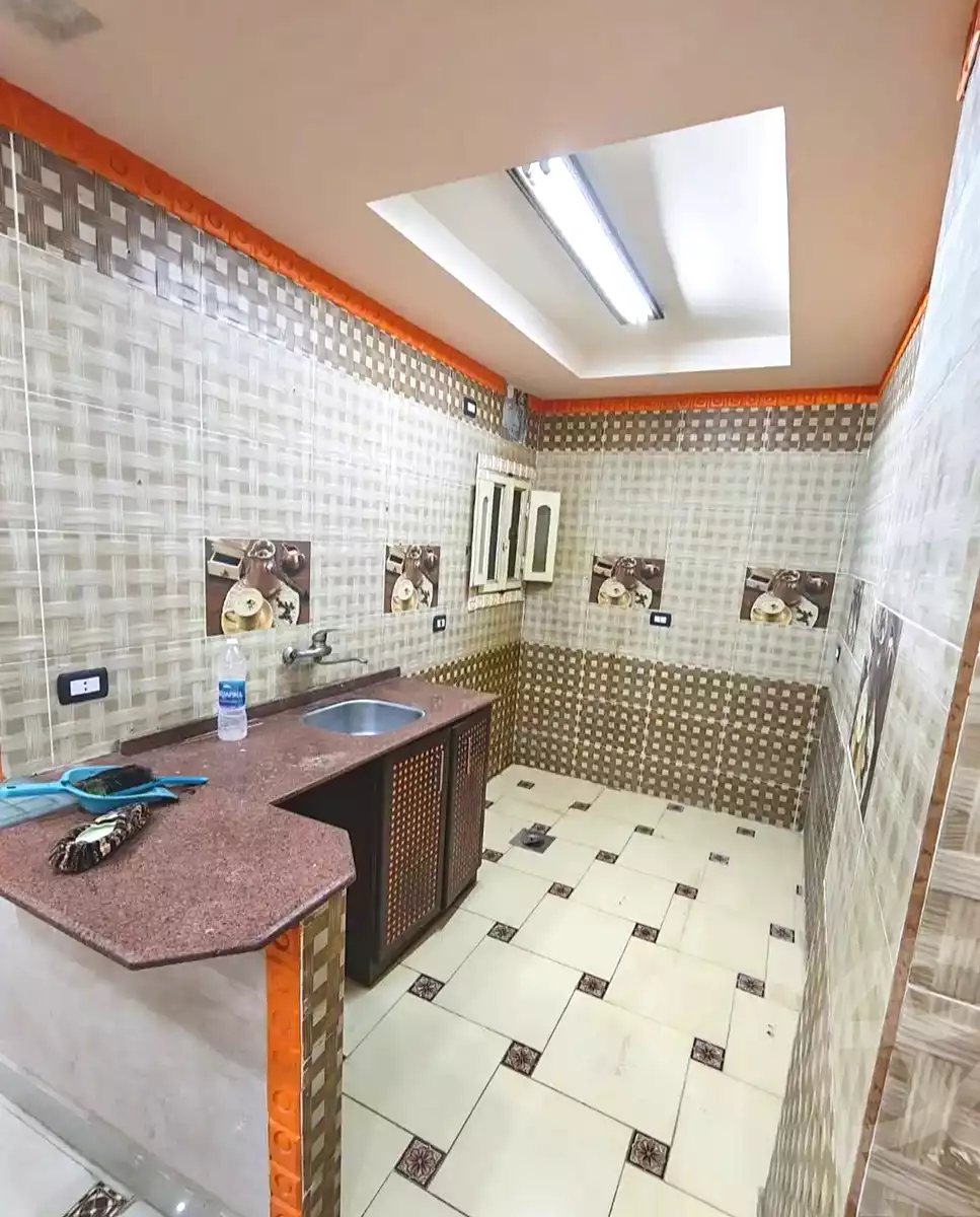 https://aqarmap.com.eg/ar/listing/7295632-for-sale-alexandria-al-agamy-el-hanouvel-kasr-al-quiri-st-1