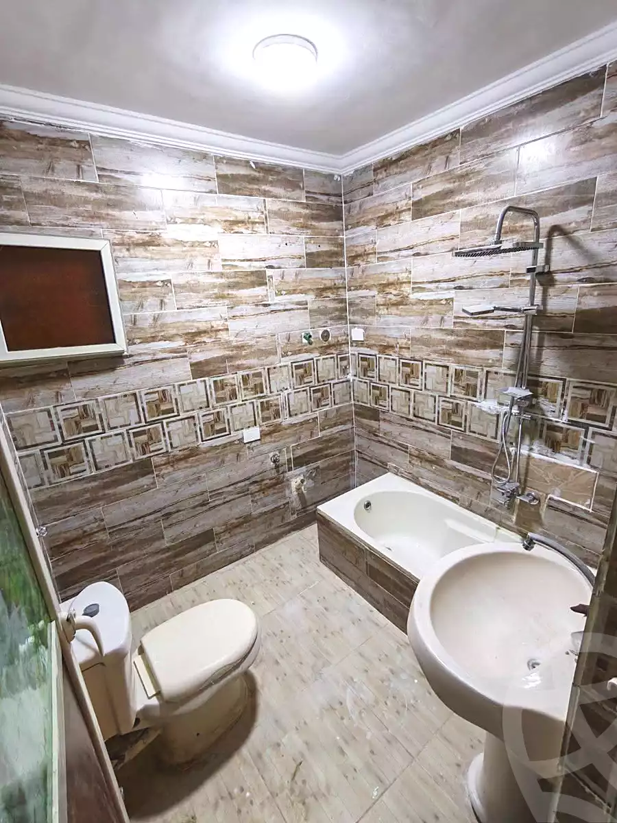 https://aqarmap.com.eg/ar/listing/7295811-for-sale-alexandria-al-agamy-el-hanouvel-yathreb-st