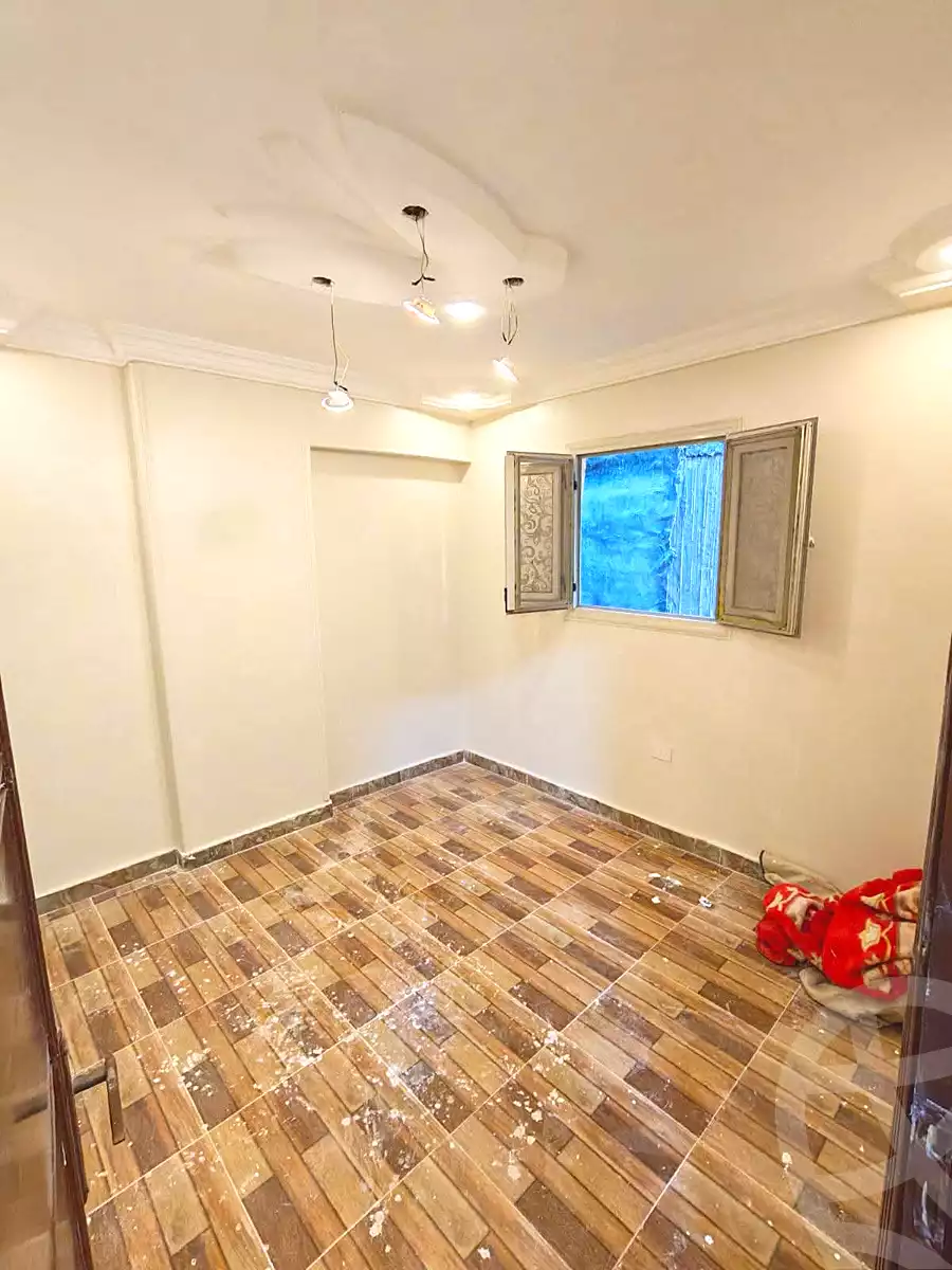 https://aqarmap.com.eg/ar/listing/7295811-for-sale-alexandria-al-agamy-el-hanouvel-yathreb-st