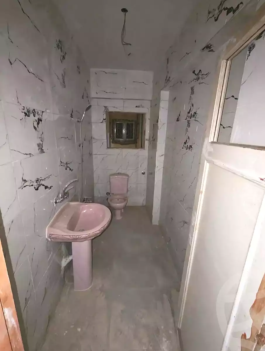 https://aqarmap.com.eg/ar/listing/7295932-for-sale-alexandria-al-agamy-el-hanouvel-el-salam-st