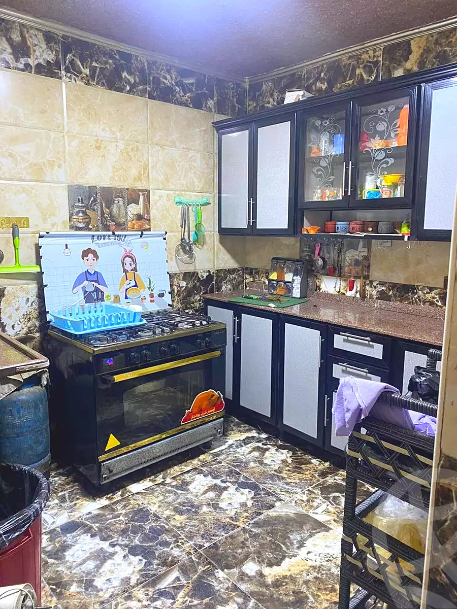 https://aqarmap.com.eg/en/listing/7296151-for-sale-cairo-helwan-el-shareaa-el-sharby-st
