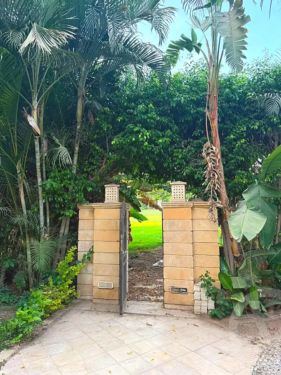 https://aqarmap.com.eg/ar/listing/7296153-for-sale-cairo-new-cairo-madinaty-lmntq-lwl-fylt-group-7