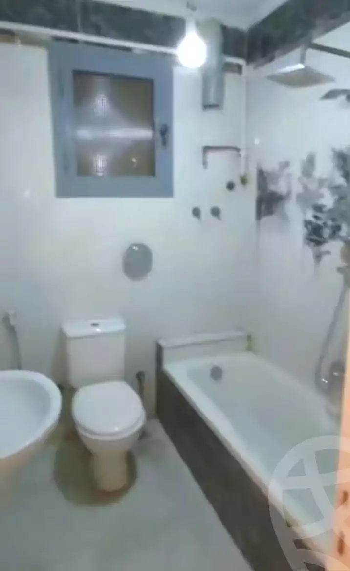 https://aqarmap.com.eg/ar/listing/7296167-for-sale-cairo-nozha-2-el-khamseen-st