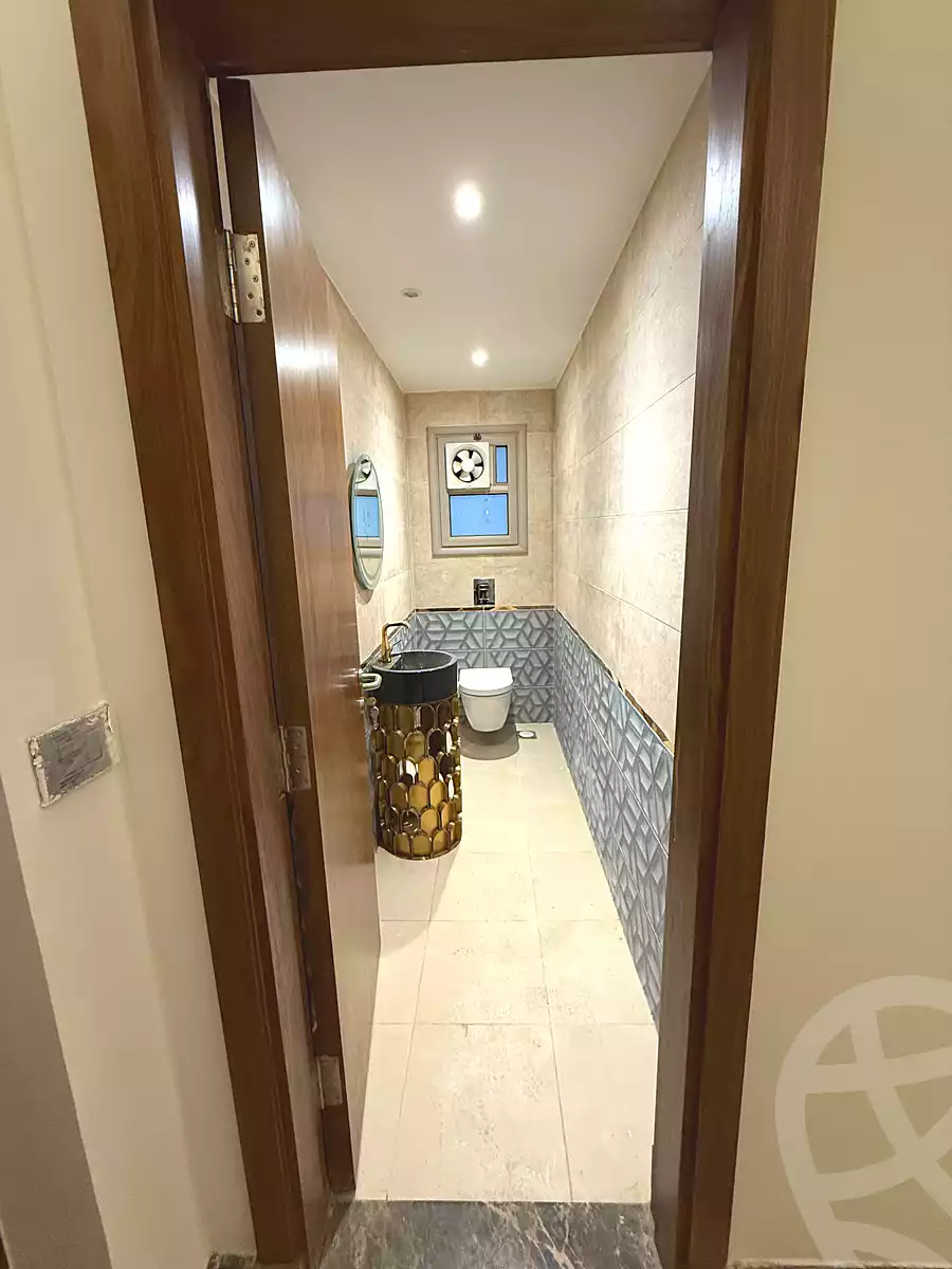https://aqarmap.com.eg/ar/listing/7296329-for-sale-cairo-new-cairo-compounds-galleria-moon-valley-compound-arabia