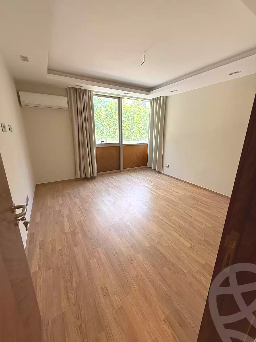 https://aqarmap.com.eg/ar/listing/7296329-for-sale-cairo-new-cairo-compounds-galleria-moon-valley-compound-arabia