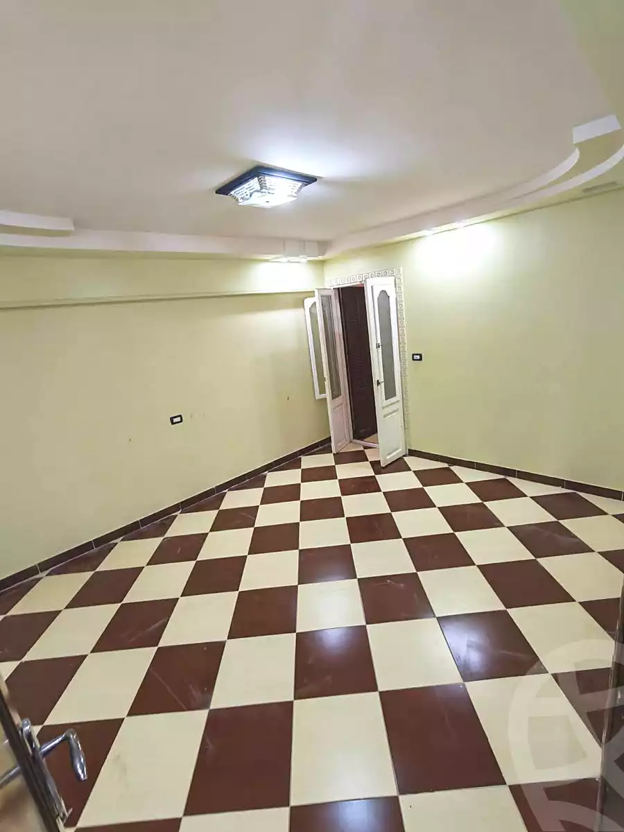 https://aqarmap.com.eg/en/listing/7296896-for-sale-alexandria-al-agamy-el-hanouvel-kasr-al-quiri-st-1