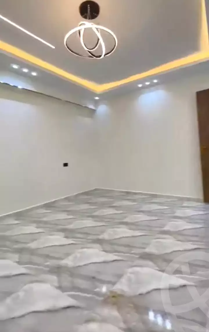 https://aqarmap.com.eg/ar/listing/7296920-for-sale-cairo-nozha-2-el-khamseen-st