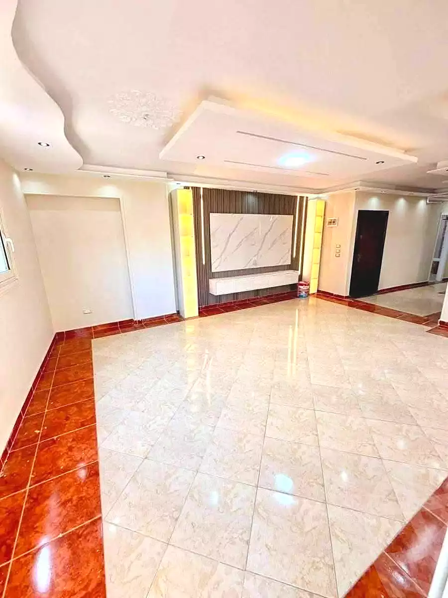 https://aqarmap.com.eg/ar/listing/7296973-for-sale-alexandria-al-agamy-el-hanouvel