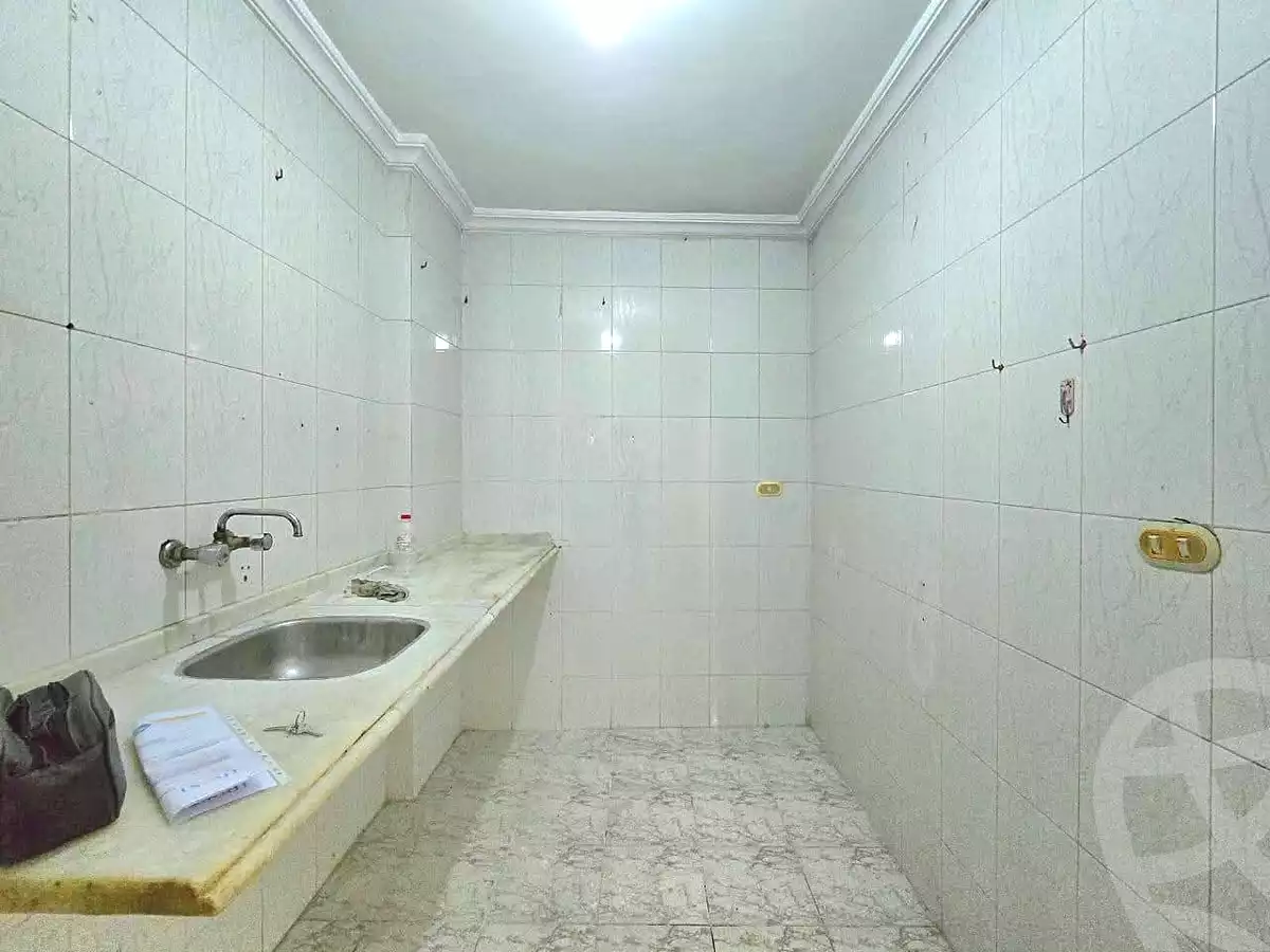 https://aqarmap.com.eg/ar/listing/7297486-for-rent-alexandria-lsywf-el-seyouf-bahri-ahmed-barakat-st