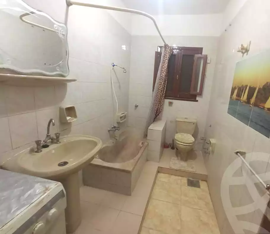 https://aqarmap.com.eg/ar/listing/7297609-for-sale-alexandria-al-agamy-lbytsh-shahr-al-assal-st
