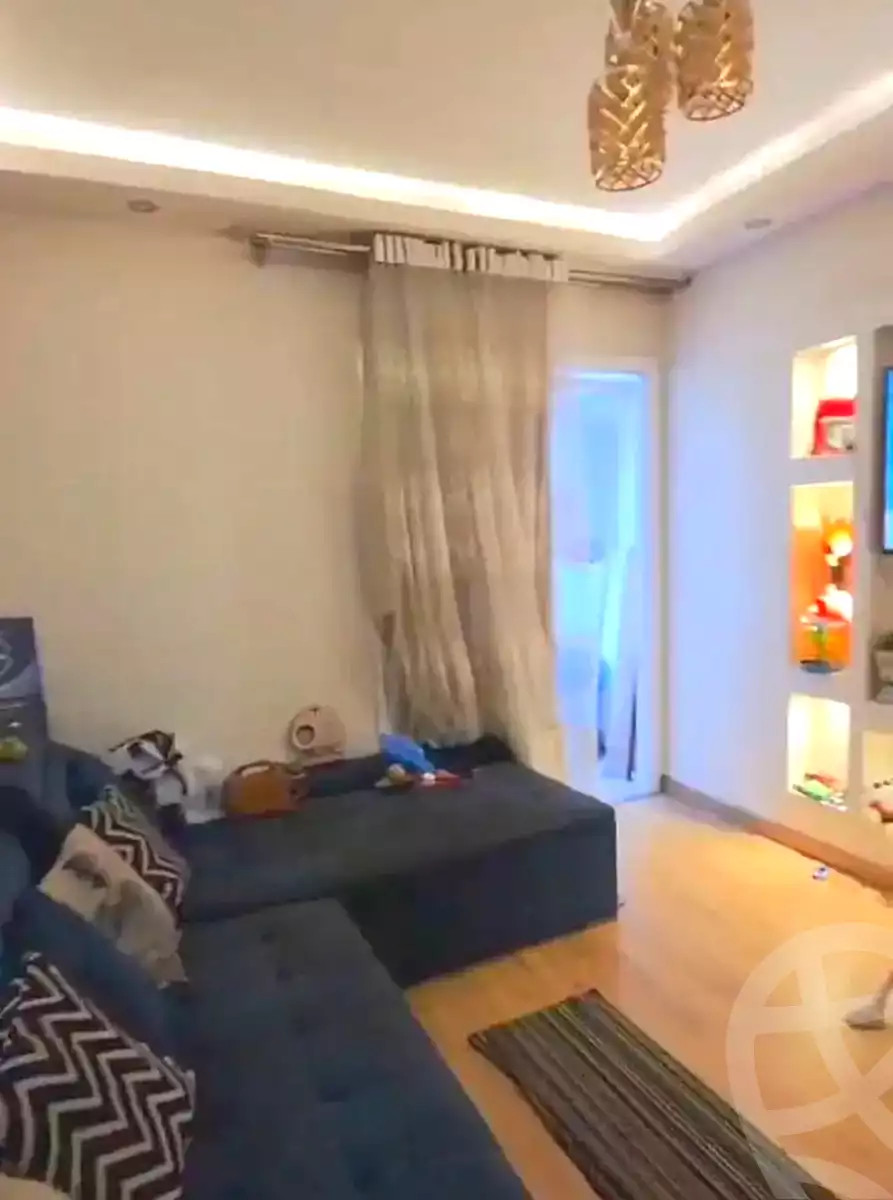 https://aqarmap.com.eg/ar/listing/7297970-for-sale-alexandria-miami-mahmoud-el-isawy-st
