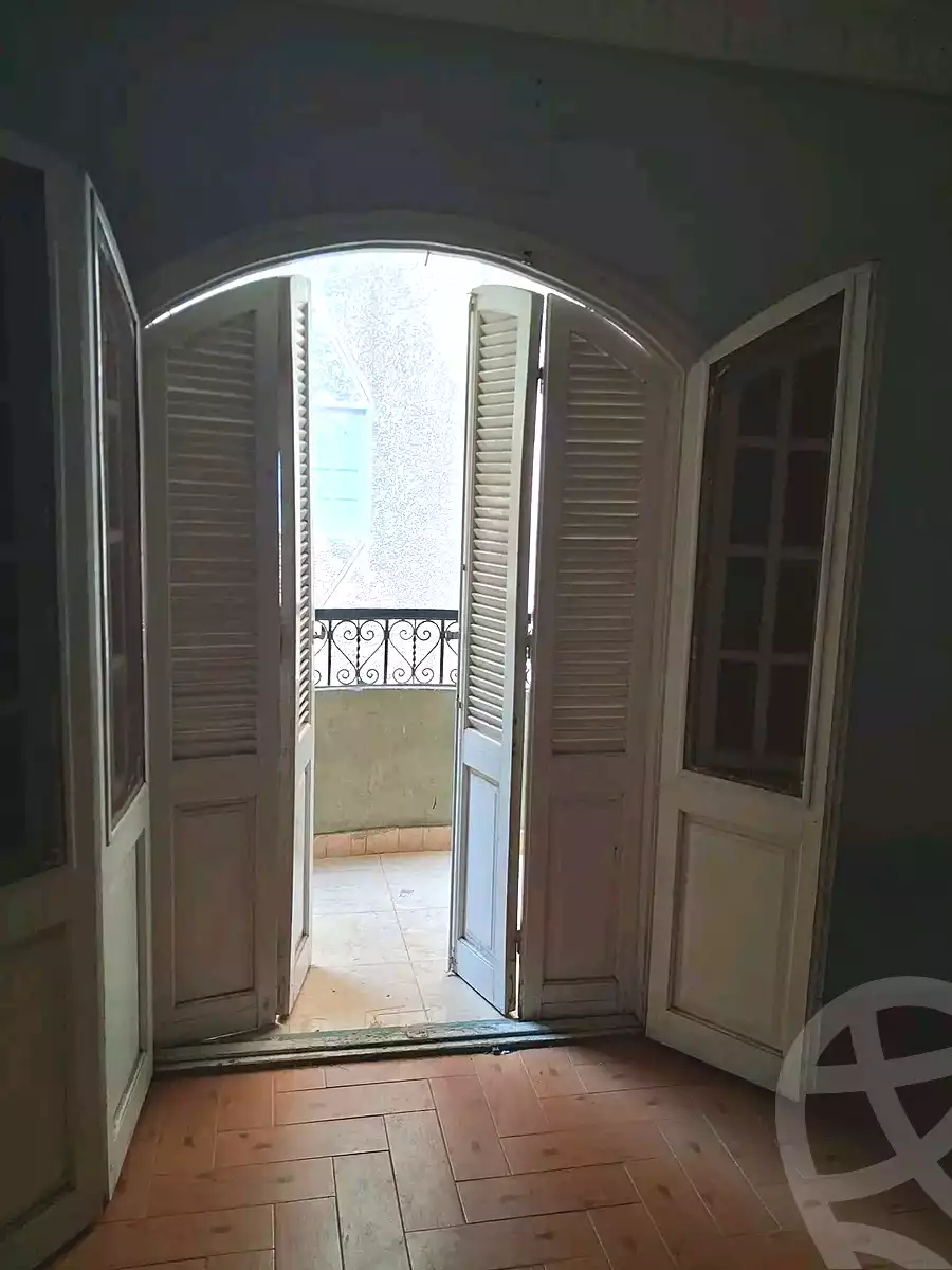 https://aqarmap.com.eg/en/listing/7297945-for-rent-cairo-faisal-kafr-tohormos-queen-nazli-st