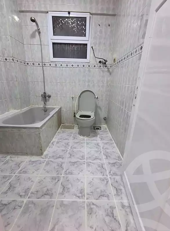 https://aqarmap.com.eg/en/listing/7298076-for-sale-alexandria-al-agamy-shataa-el-nakheel