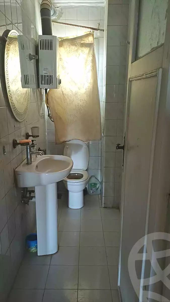 https://aqarmap.com.eg/ar/listing/7298166-for-rent-cairo-6th-of-october-el-ahyaa-neighborhood-8th-el-tahrir-rd