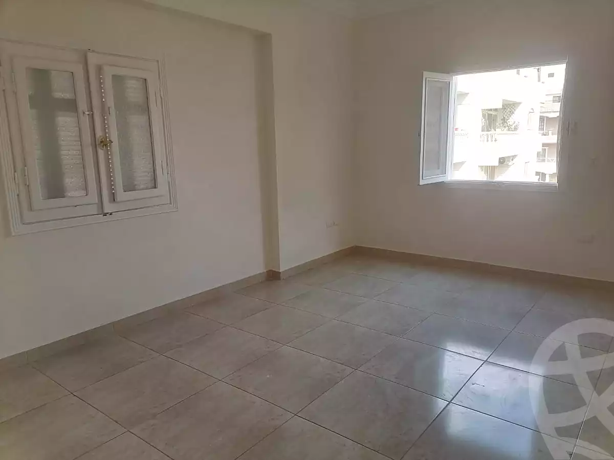 https://aqarmap.com.eg/ar/listing/7298204-for-sale-cairo-new-cairo-el-narges-el-narges-omarat-abdallah-el-nadim-st
