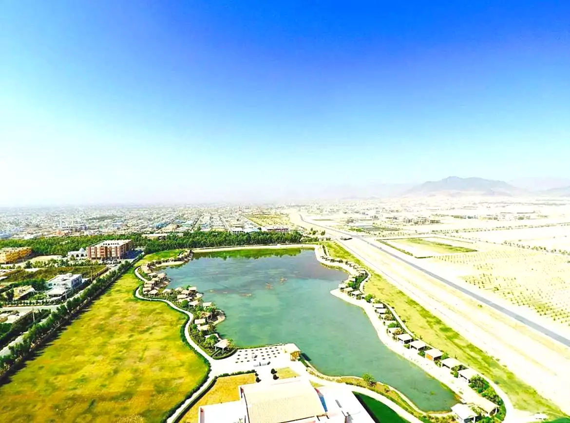 https://aqarmap.com.eg/ar/listing/7298214-for-sale-cairo-new-cairo-compounds-eastown-eastown-parks