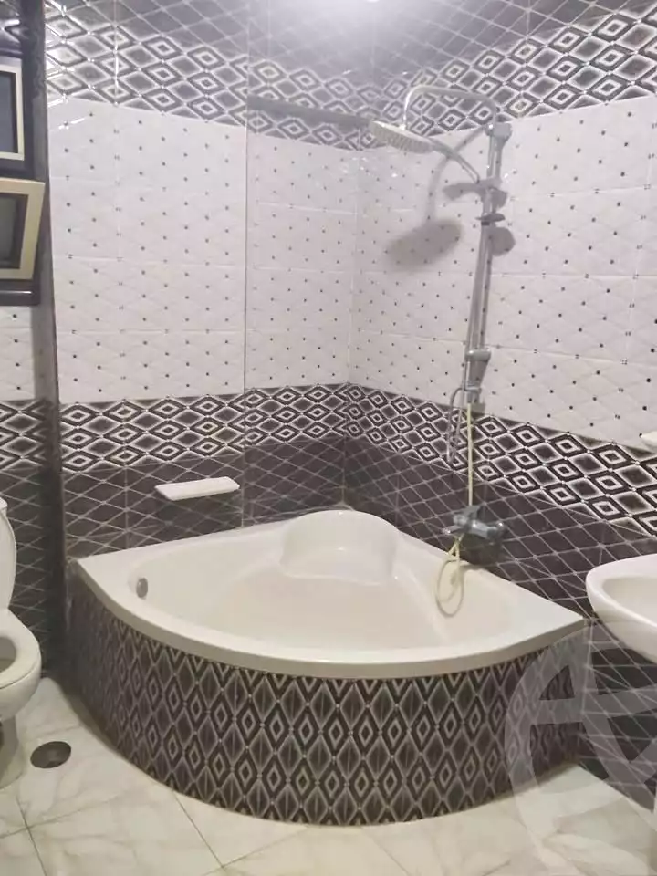 https://aqarmap.com.eg/en/listing/7293531-for-sale-alexandria-al-agamy-el-hanouvel-el-warsha-st