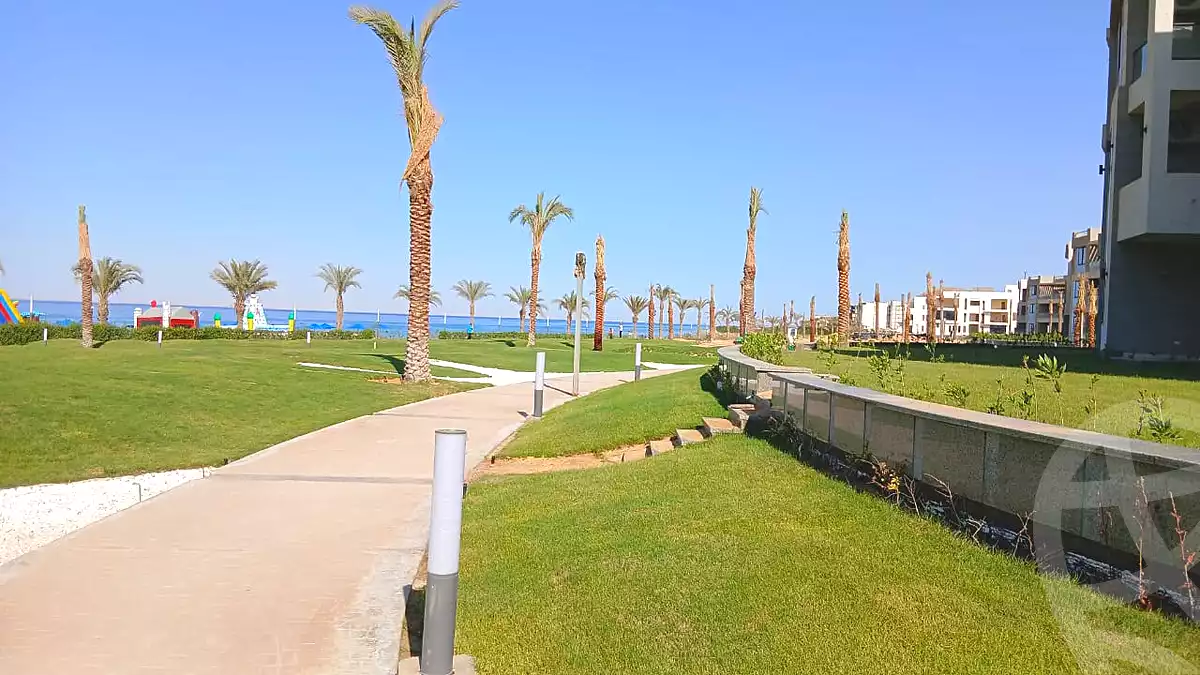 https://aqarmap.com.eg/ar/listing/7298302-for-sale-ain-elsokhna-mdyn-ljll-ljdyd-byl-fyntw
