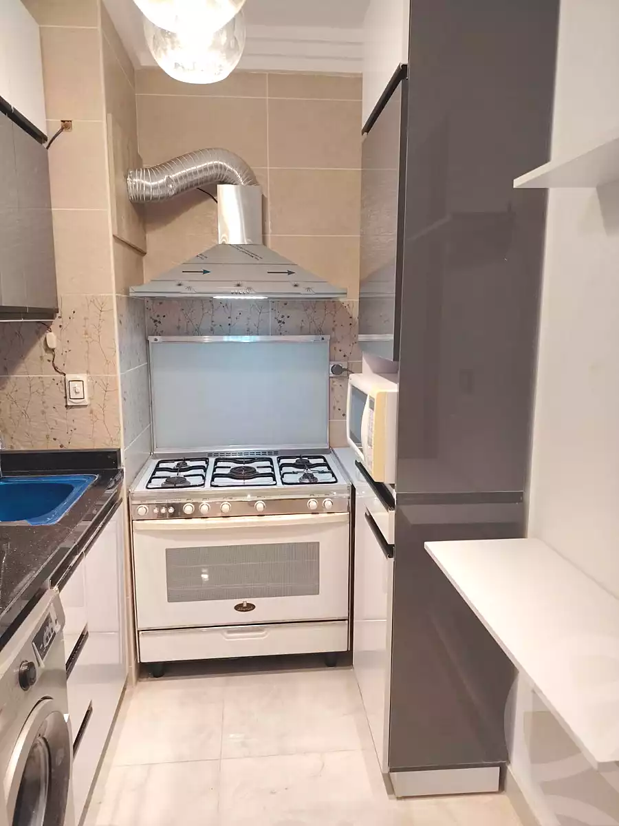 https://aqarmap.com.eg/ar/listing/7298302-for-sale-ain-elsokhna-mdyn-ljll-ljdyd-byl-fyntw