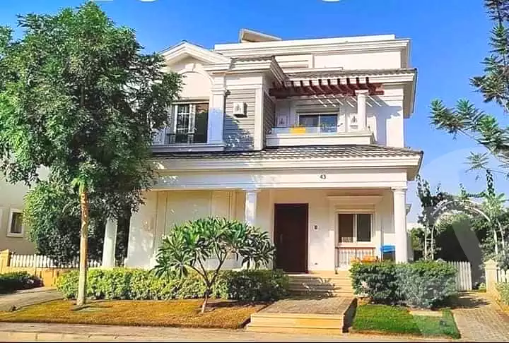 https://aqarmap.com.eg/ar/listing/7298307-for-sale-cairo-new-cairo-compounds-mountain-view1-1-compound