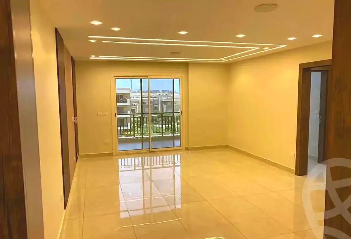 https://aqarmap.com.eg/en/listing/7298376-for-sale-cairo-new-cairo-compounds-mountain-view1-1-compound