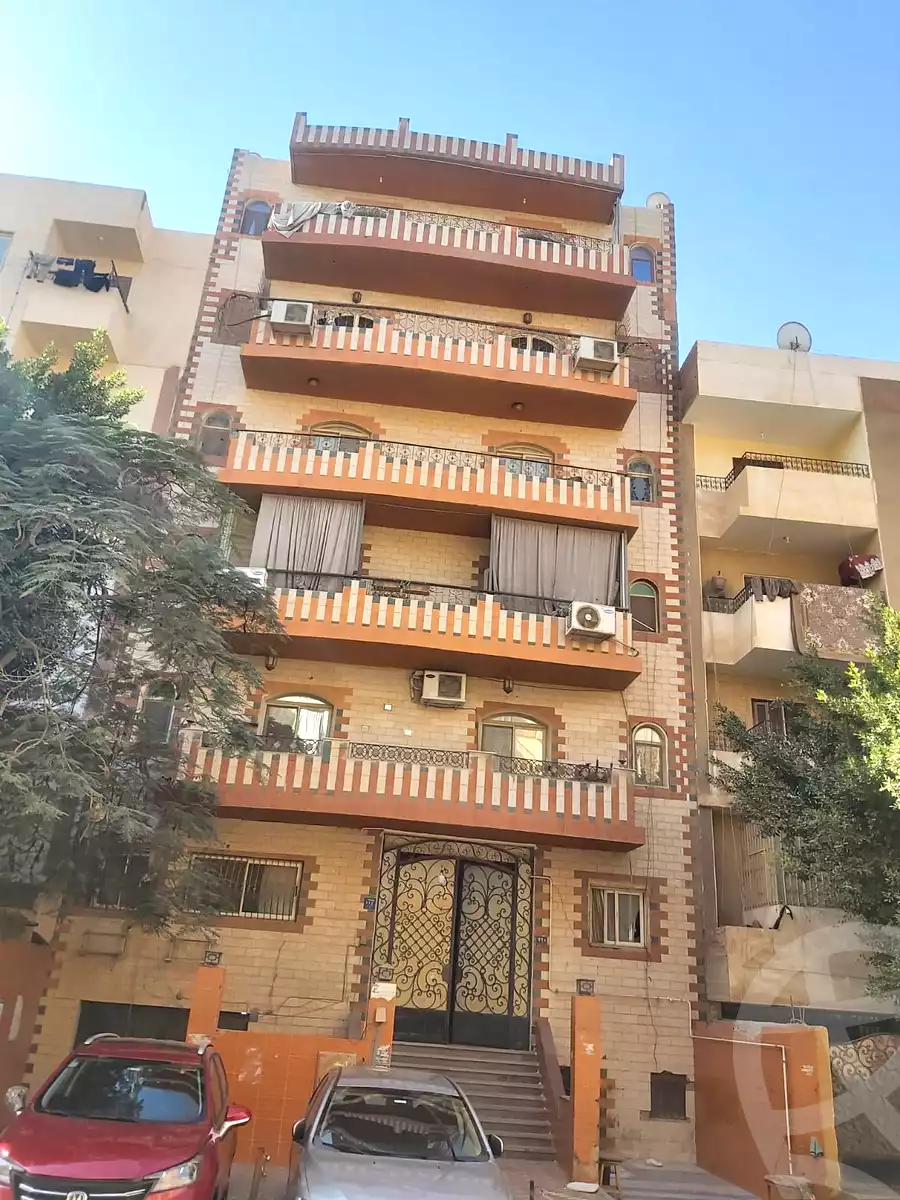 https://aqarmap.com.eg/en/listing/7298375-for-sale-cairo-6th-of-october-el-ahyaa-neighborhood-2nd-generation-2000-st
