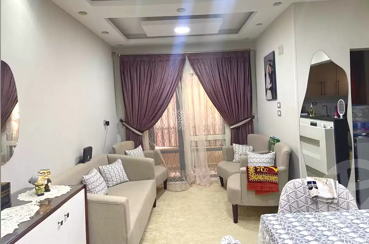 https://aqarmap.com.eg/en/listing/7298563-for-sale-cairo-15th-of-may-manteqat-el-90-fadan