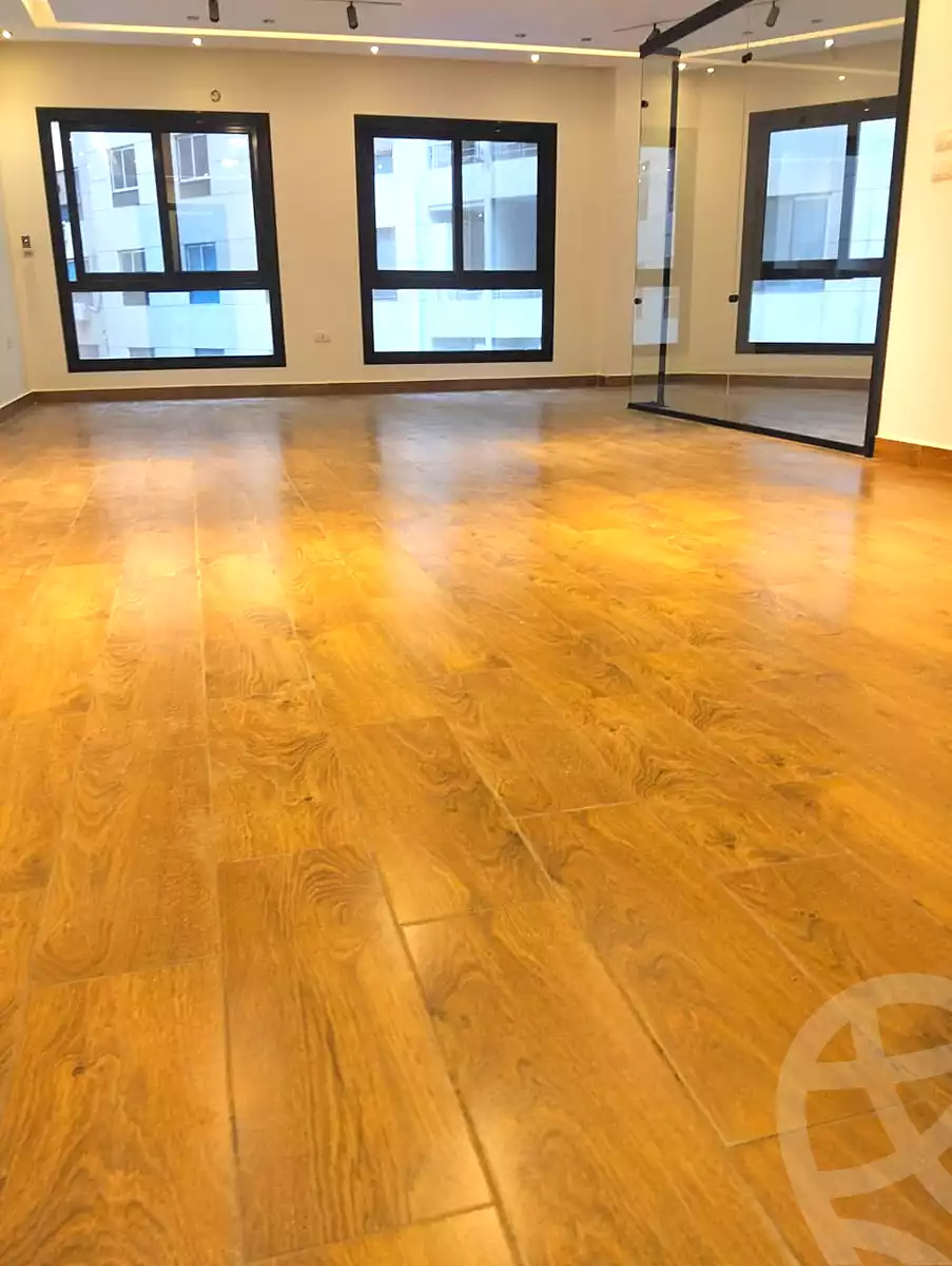 https://aqarmap.com.eg/ar/listing/7298576-for-rent-cairo-el-maadi-compounds-rayhanah-plaza