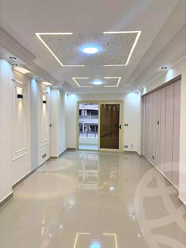 https://aqarmap.com.eg/ar/listing/7298781-for-sale-alexandria-sydy-bshr-sydy-bshr-bhry-shr-mhmwd-l-yswy