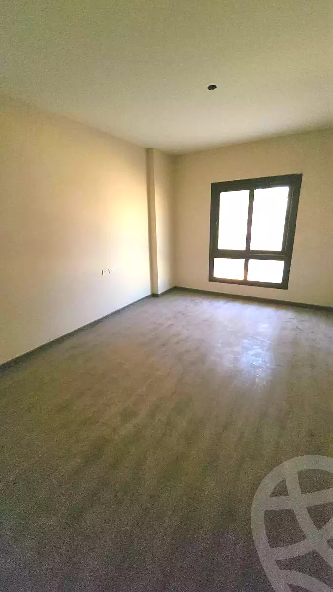 https://aqarmap.com.eg/en/listing/7298861-for-sale-cairo-new-cairo-compounds-century-city-compound-vintage-development