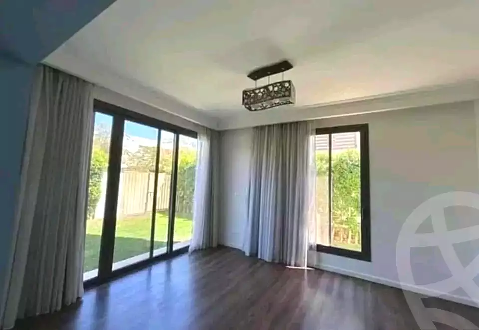 https://aqarmap.com.eg/en/listing/7298886-for-sale-cairo-new-cairo-compounds-the-crest-compound-il-cazar