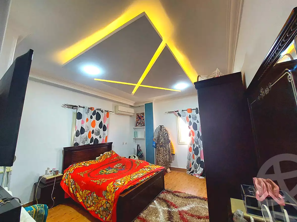 https://aqarmap.com.eg/ar/listing/7299113-for-sale-cairo-new-cairo-first-settlement-neighbourhood-10-el-shaheed-abdul-fattah-ahmed-st