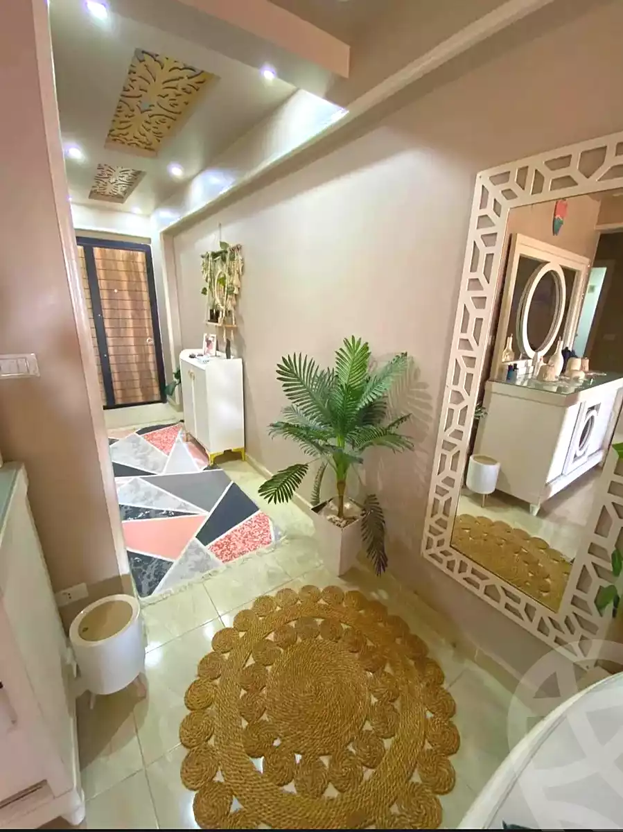 https://aqarmap.com.eg/ar/listing/7299118-for-sale-alexandria-al-agamy-el-hanouvel-trablose-st