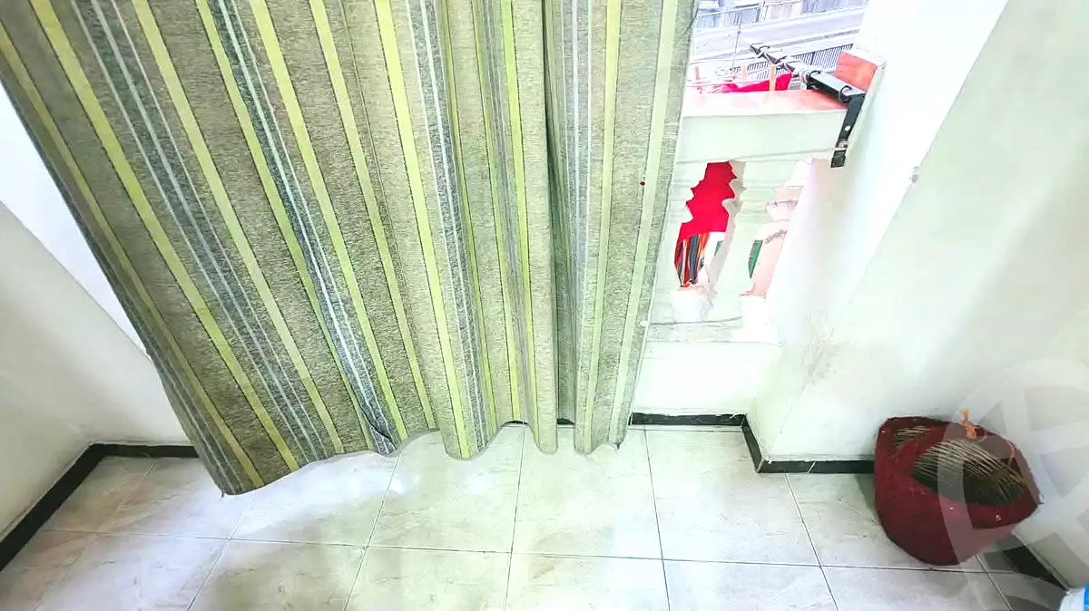 https://aqarmap.com.eg/ar/listing/7299246-for-sale-alexandria-el-asafra-shr-45