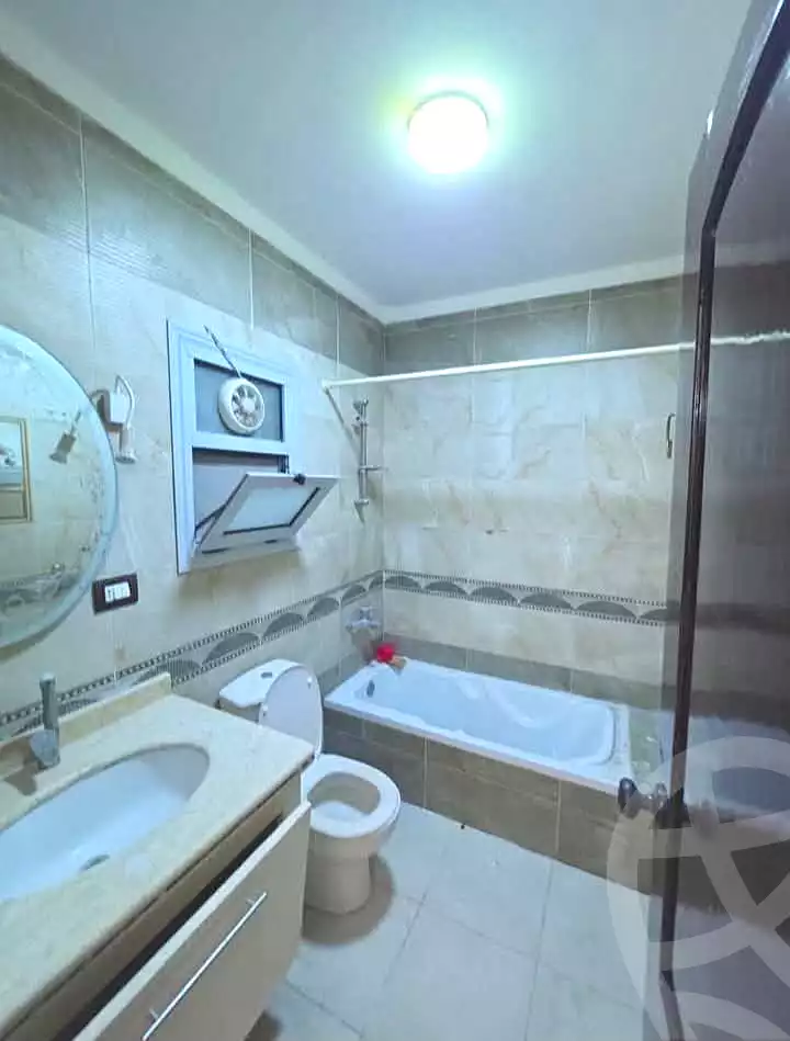 https://aqarmap.com.eg/ar/listing/7299246-for-sale-alexandria-el-asafra-shr-45