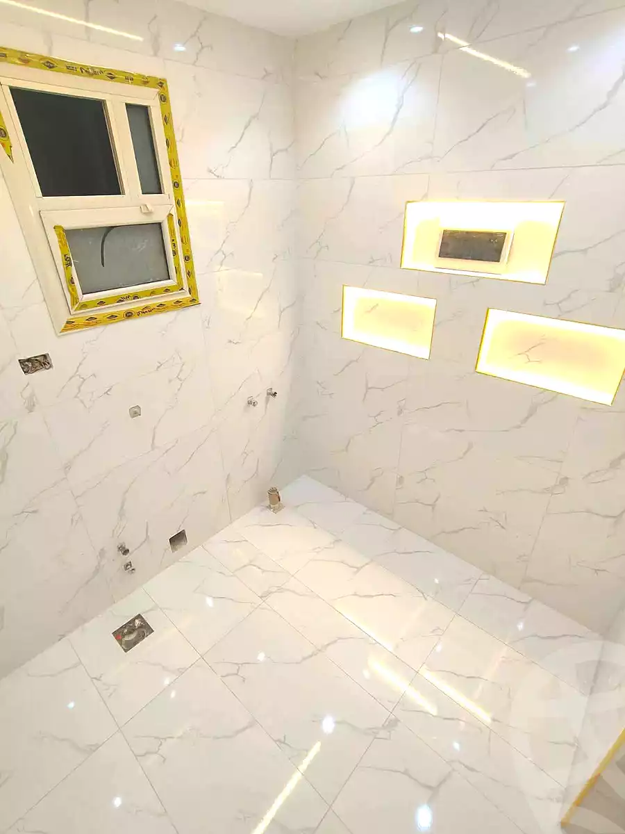 https://aqarmap.com.eg/en/listing/7299301-for-sale-alexandria-sydy-bshr-sydy-bshr-bhry-street-17