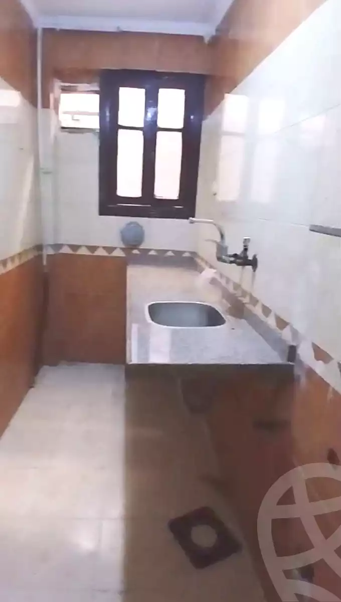 https://aqarmap.com.eg/ar/listing/7299376-for-sale-alexandria-mntq-fr-y-blskndry-el-awayed
