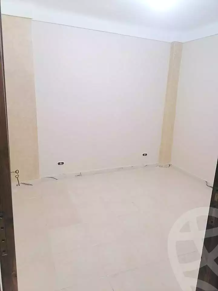 https://aqarmap.com.eg/ar/listing/7299387-for-sale-alexandria-el-asafra-l-sfr-qbly-street-30