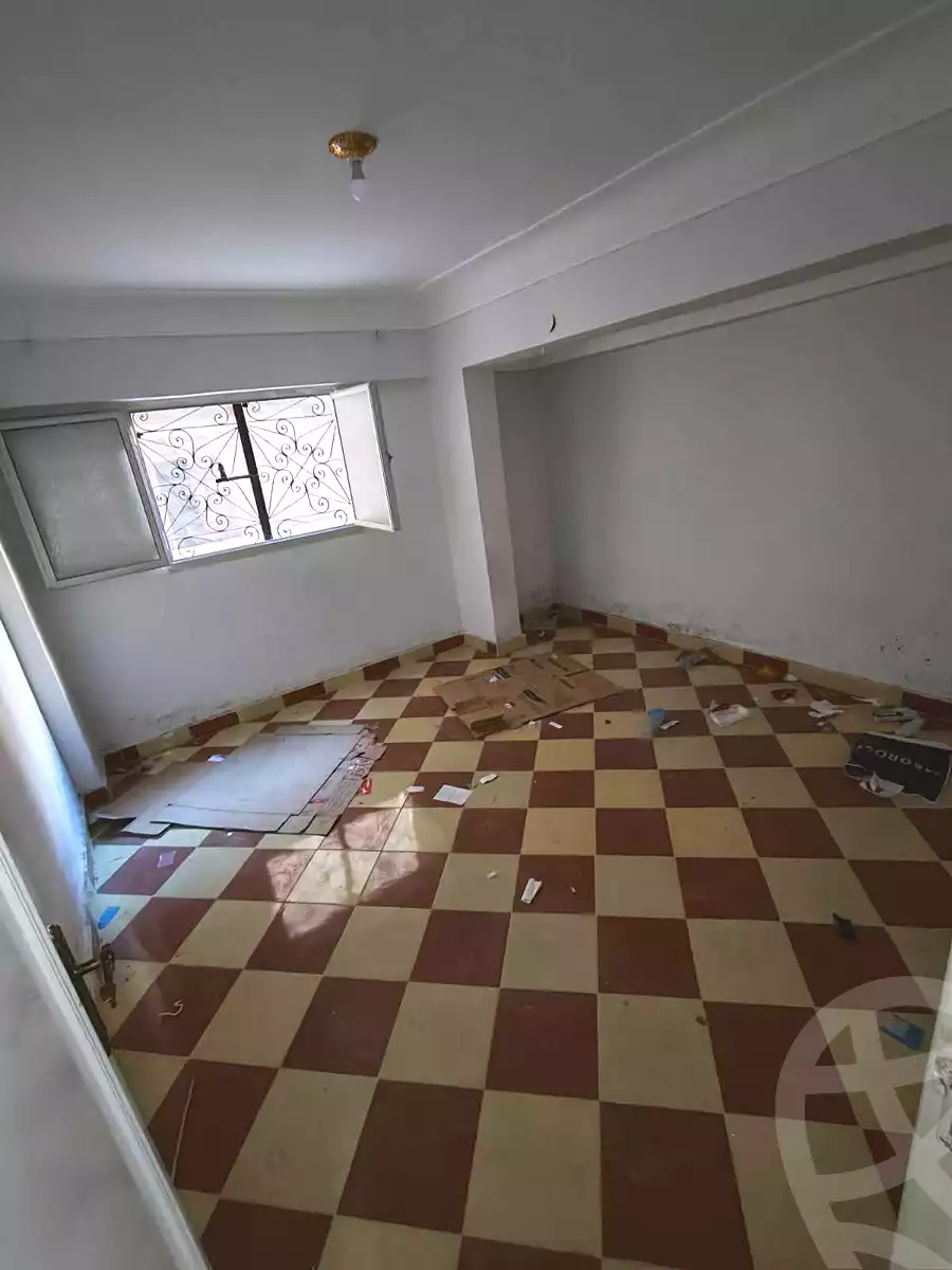 https://aqarmap.com.eg/ar/listing/7299707-for-sale-alexandria-al-agamy-lbytsh-el-salam-st