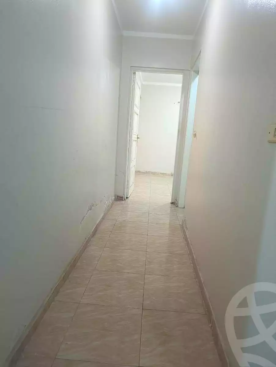 https://aqarmap.com.eg/ar/listing/7299740-for-rent-cairo-helwan-mostafa-fahmy-st