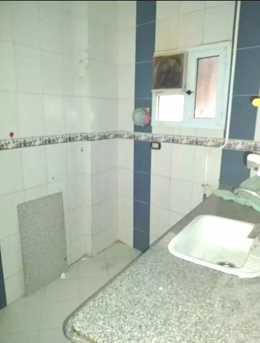 https://aqarmap.com.eg/ar/listing/7300401-for-sale-alexandria-al-agamy-lbytsh-belia-st