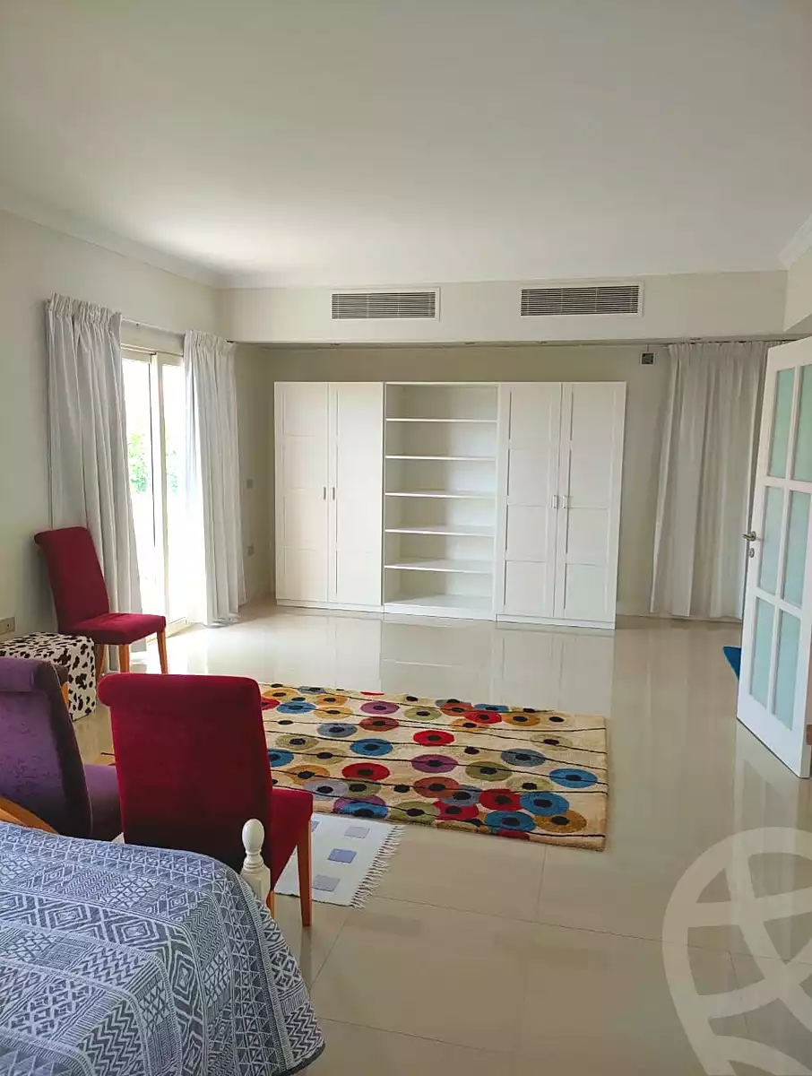 3 BR Villa in Greens, photo 13 of 18