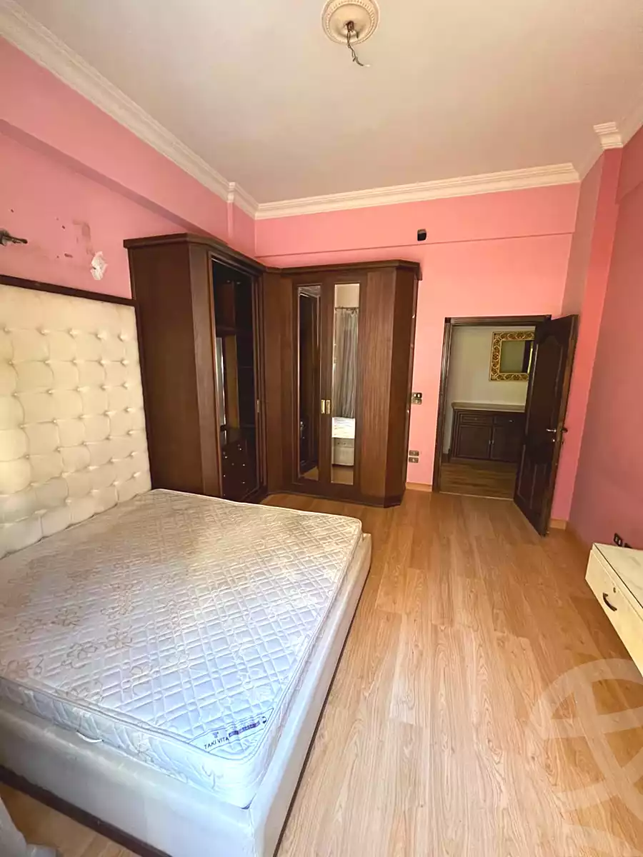 https://aqarmap.com.eg/ar/listing/7300468-for-sale-cairo-new-cairo-ganob-el-akadamiya-south-academy-a-abo-zarr-el-ghifari-st