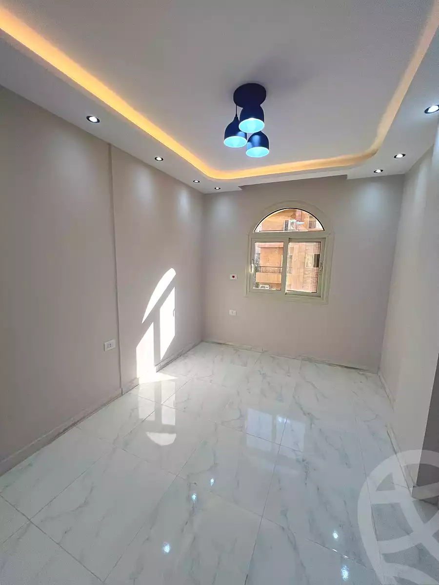 https://aqarmap.com.eg/ar/listing/7300457-for-sale-cairo-6th-of-october-el-ahyaa-neighborhood-3rd-omar-ibn-el-khattab-st