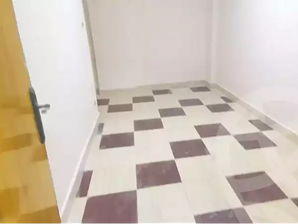 https://aqarmap.com.eg/ar/listing/7300856-for-sale-alexandria-lsywf-el-seyouf-bahri