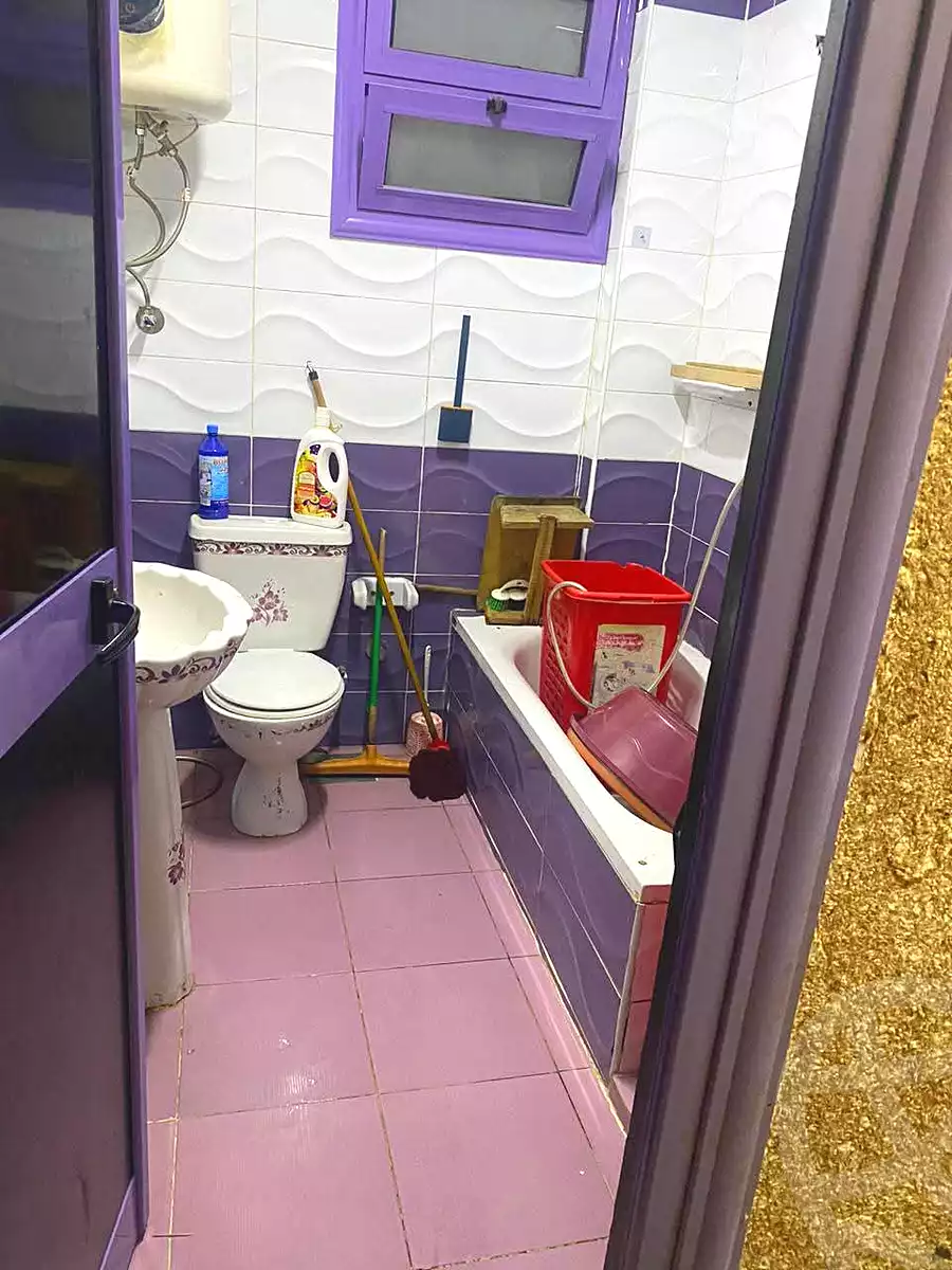 https://aqarmap.com.eg/ar/listing/7300918-for-sale-cairo-helwan-el-shareaa-el-sharby-st