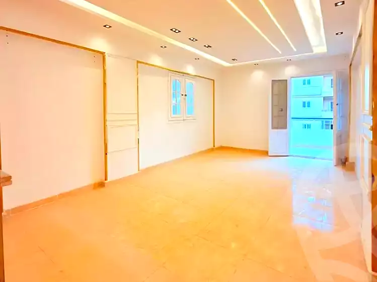 https://aqarmap.com.eg/ar/listing/7300997-for-sale-alexandria-al-agamy-shataa-el-nakheel