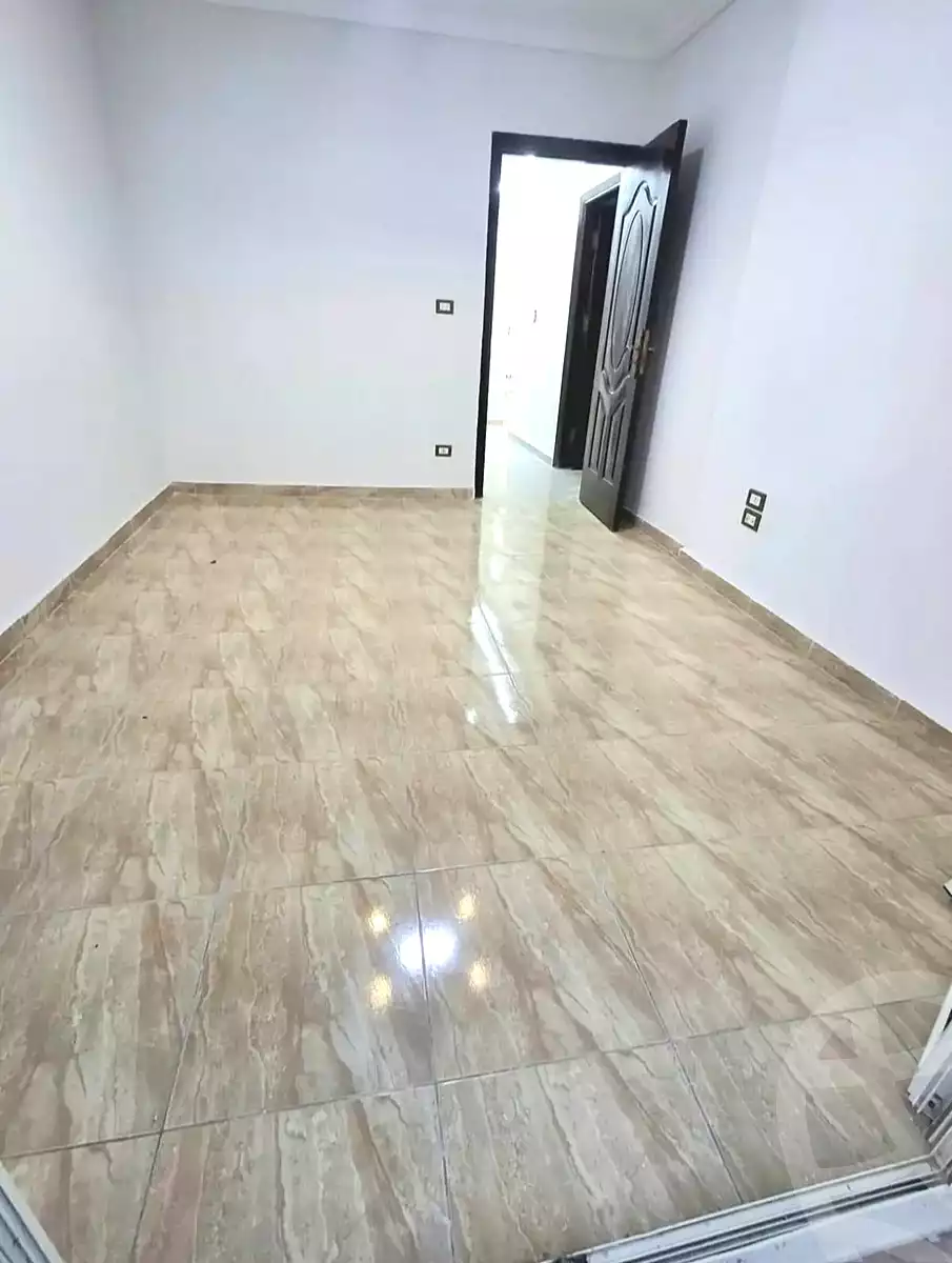 https://aqarmap.com.eg/ar/listing/7301726-for-sale-alexandria-el-asafra-shr-45